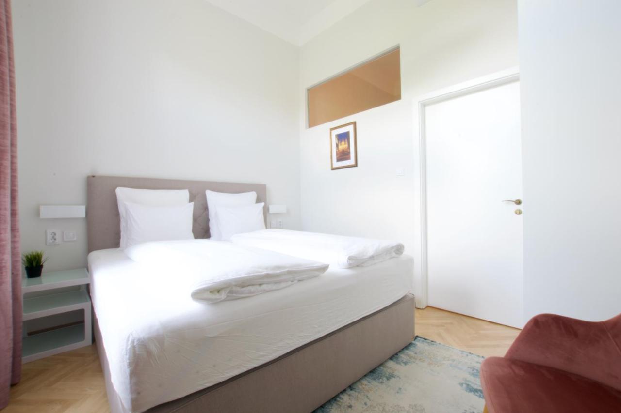 Europest Luxury Suites Budapešť Exteriér fotografie