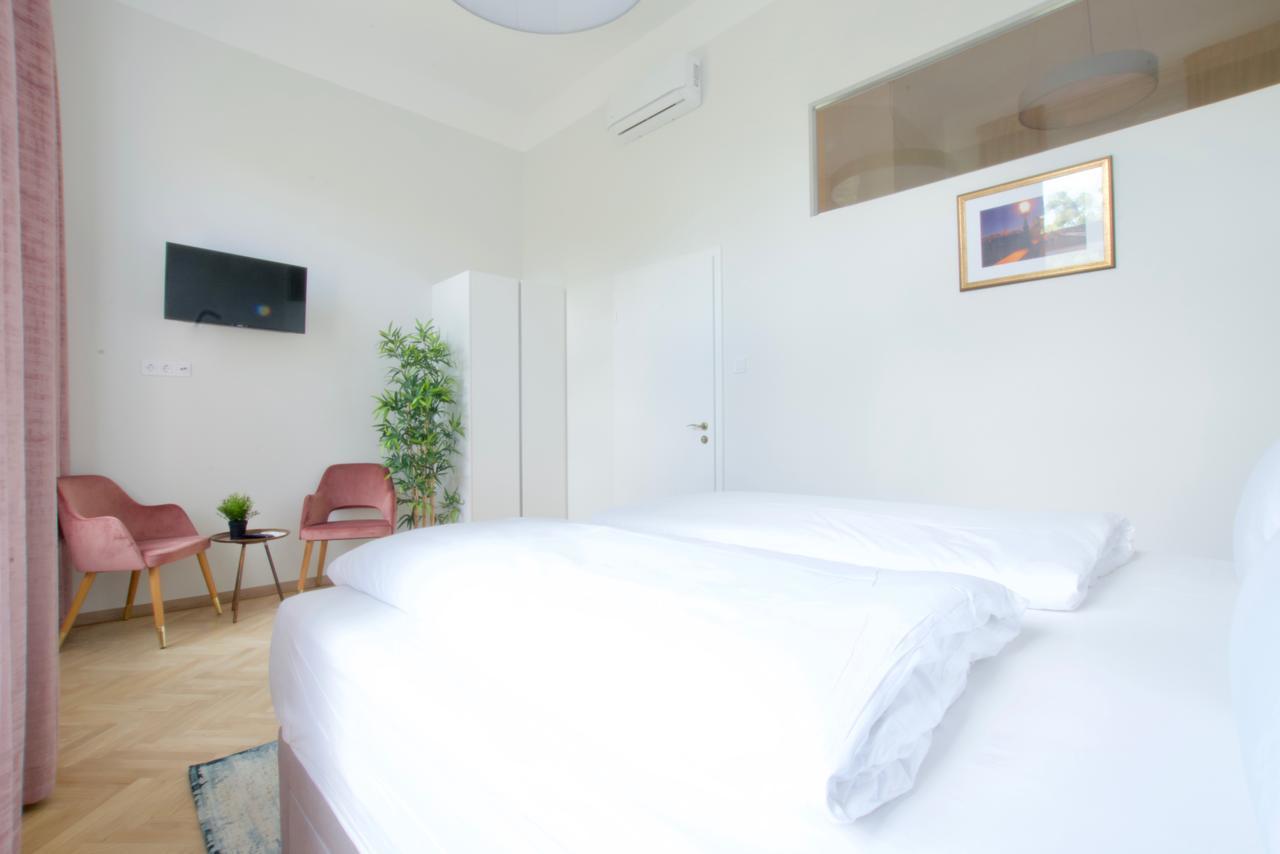 Europest Luxury Suites Budapešť Exteriér fotografie